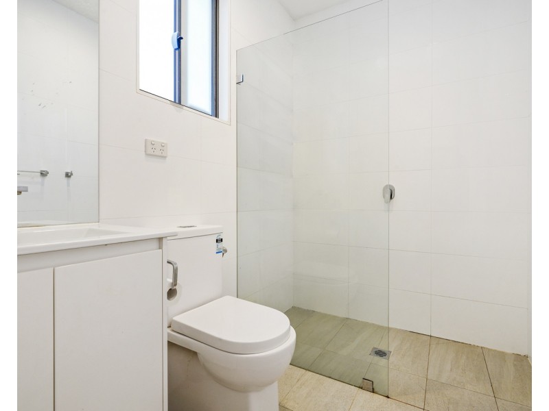 8a Bencubbin Street, Sadleir NSW 2168