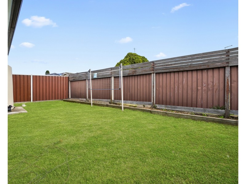 8a Bencubbin Street, Sadleir NSW 2168