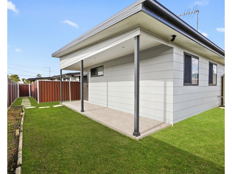 8a Bencubbin Street, Sadleir NSW 2168
