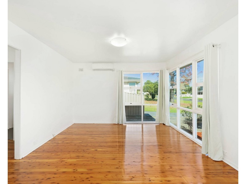 24 Amalfi Street, Lurnea NSW 2170