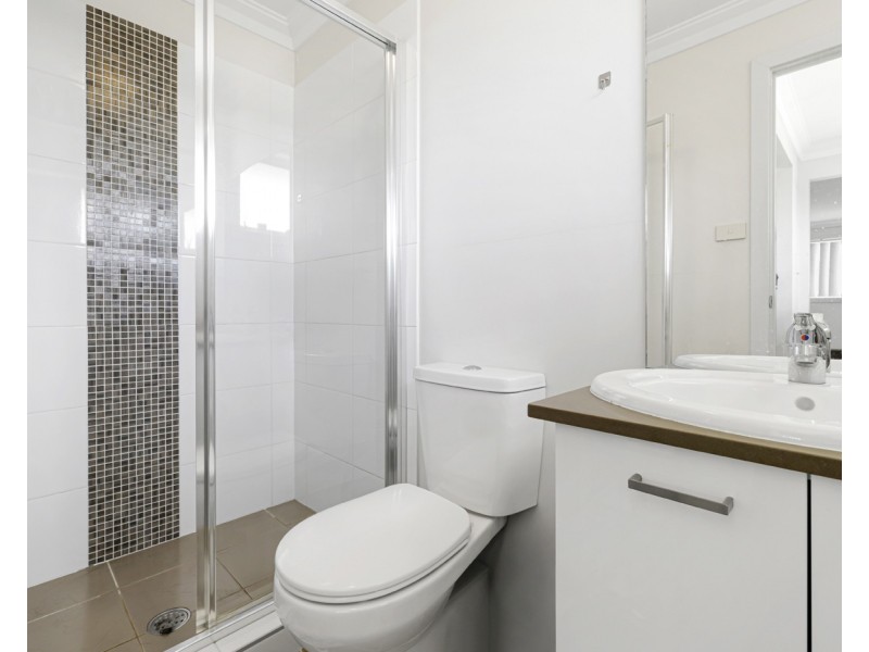 215 Ash Road, Prestons NSW 2170