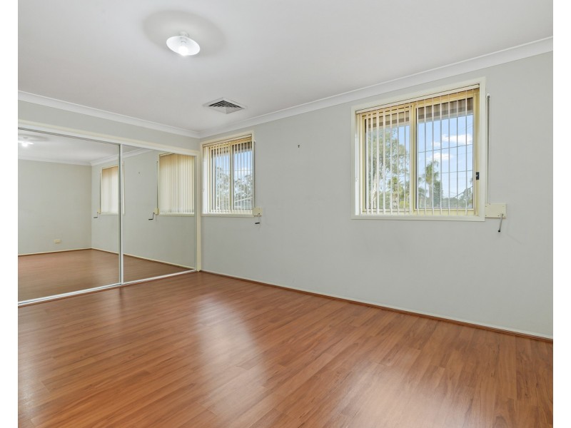 7b Lookout Drive, Mount Pritchard NSW 2170