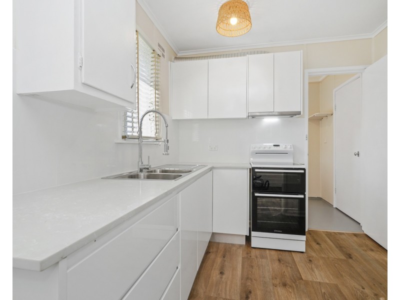 21 O’neile Crescent, Lurnea NSW 2170
