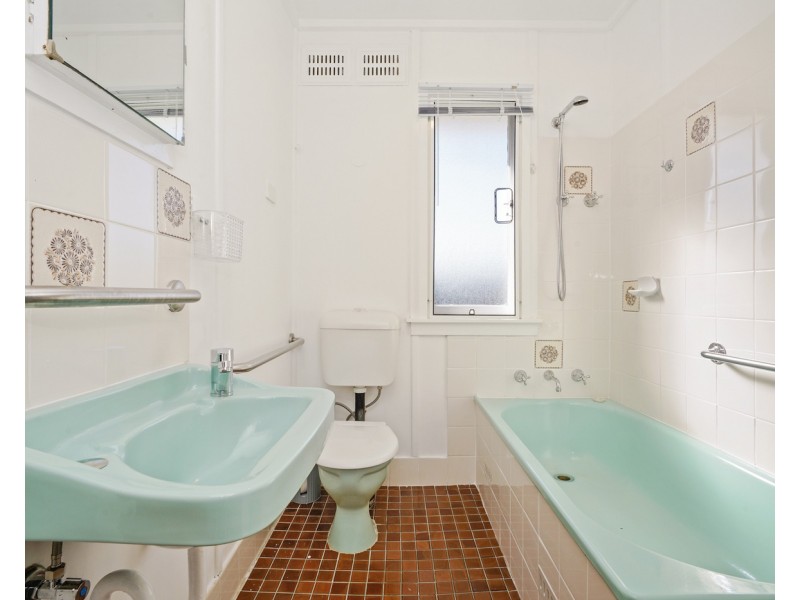 21 O’neile Crescent, Lurnea NSW 2170