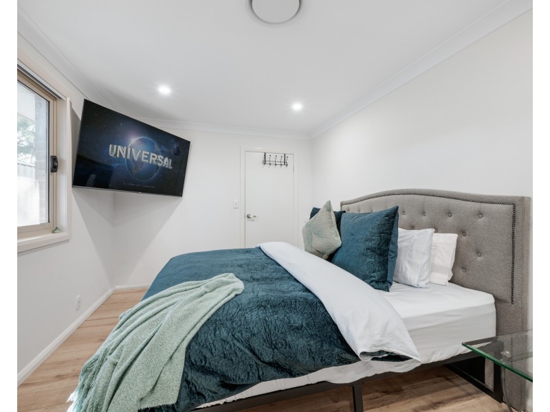 24 Idriess Place, Edensor Park NSW 2176