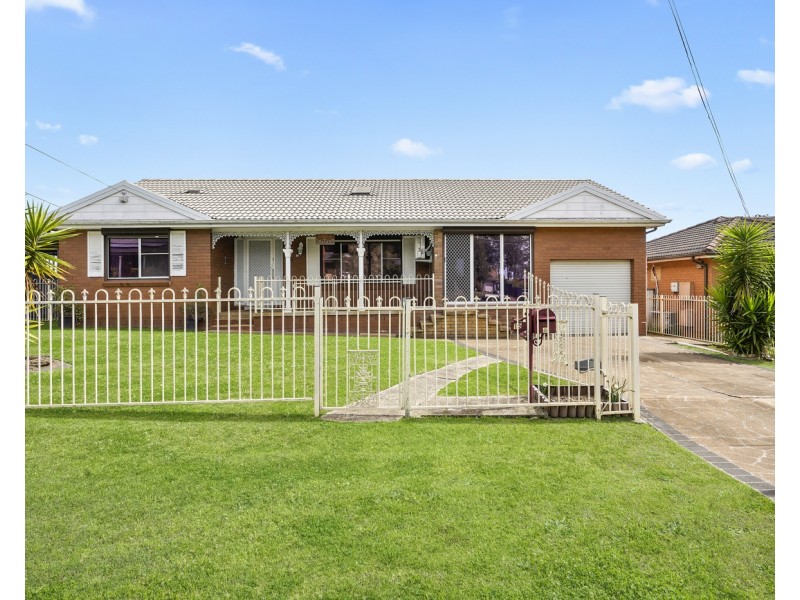 15 Birch Avenue, Casula NSW 2170