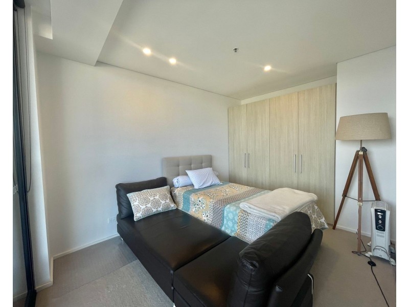 812/6b Atkinson Street, Liverpool NSW 2170