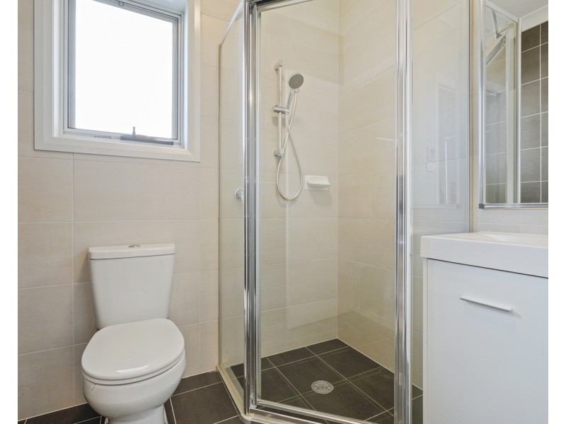 27 Whistler Street, Gregory Hills NSW 2557