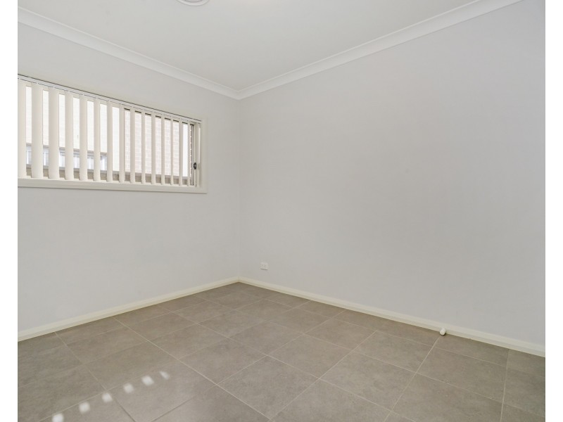 27 Whistler Street, Gregory Hills NSW 2557