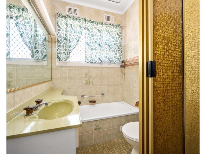 19 Apex Street, Liverpool NSW 2170