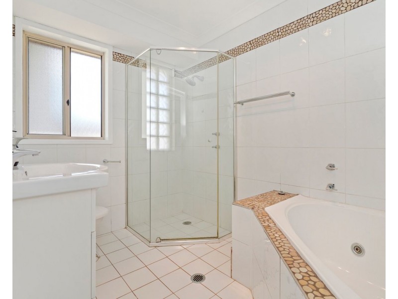 7 Mathew Place, West Hoxton NSW 2171