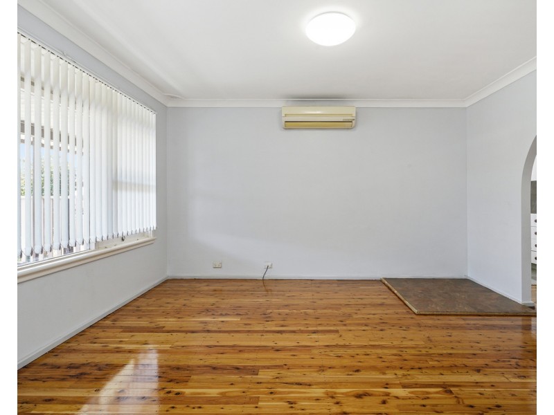 10 Euroka Street, Ingleburn NSW 2565