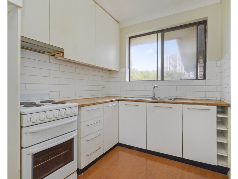 19/111 Castlereagh Street, Liverpool NSW 2170