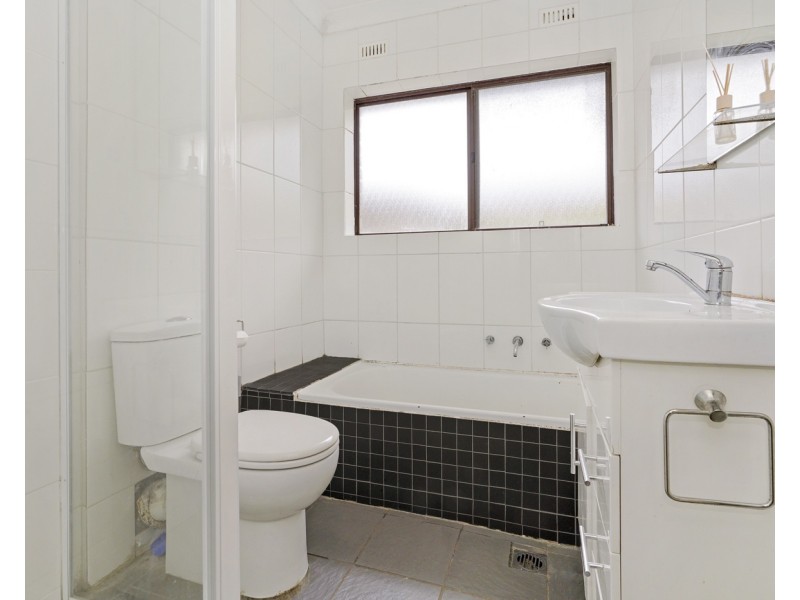 19/111 Castlereagh Street, Liverpool NSW 2170