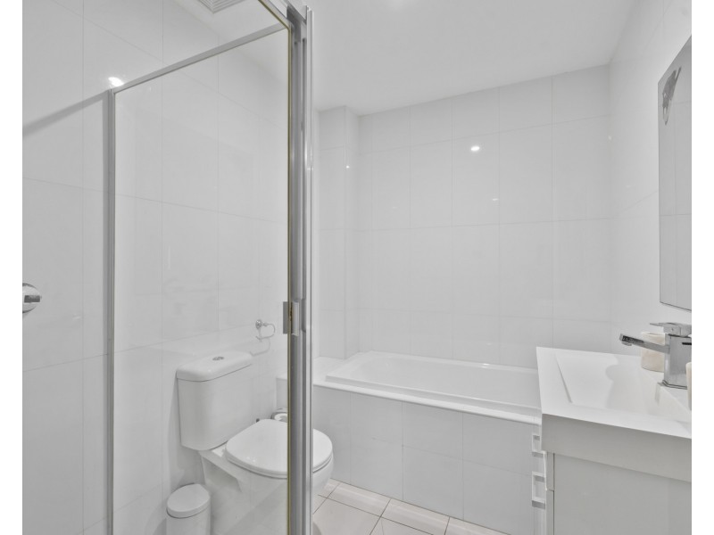 1/24 Lachlan Street, Liverpool NSW 2170