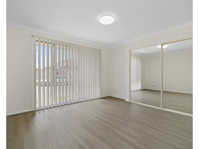 13 Vlatko Drive, West Hoxton NSW 2171