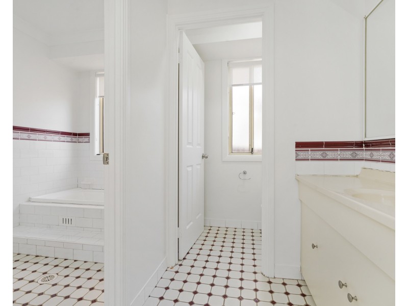 13 Vlatko Drive, West Hoxton NSW 2171