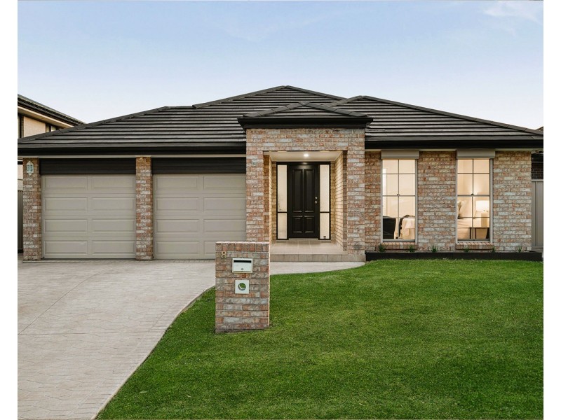 8 Wauchope Road, Carnes Hill NSW 2171