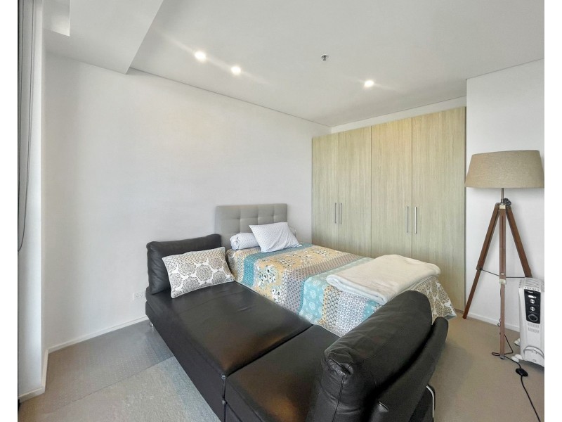 812/6B Atkinson Street, Liverpool NSW 2170