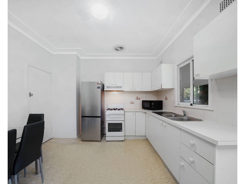 5 Sussman Crescent, Smithfield NSW 2164