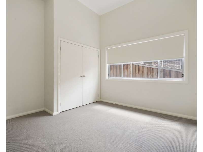 11 Jarvisfield Place, Macquarie Links NSW 2565