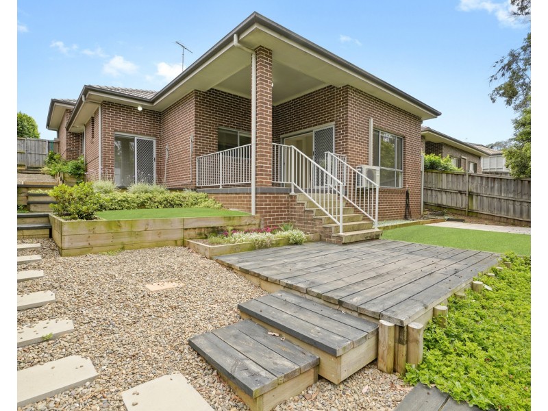 11 Jarvisfield Place, Macquarie Links NSW 2565
