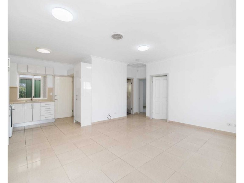 19a Holland Crescent, Casula NSW 2170