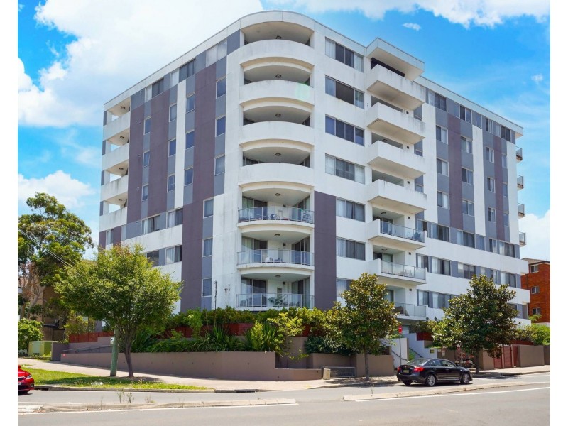 4/1 Mill Road, Liverpool NSW 2170