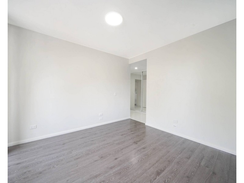 4/1 Mill Road, Liverpool NSW 2170