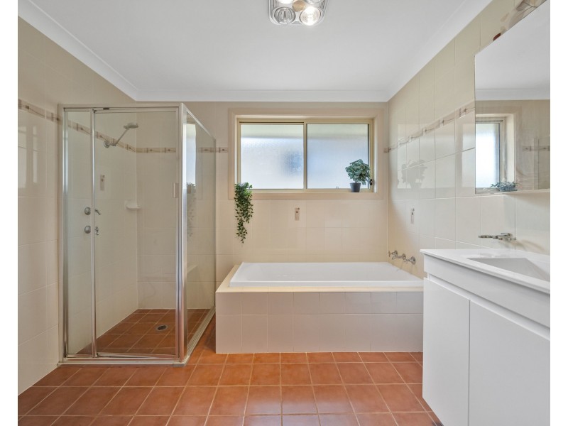 23 Montefiore Avenue, West Hoxton NSW 2171