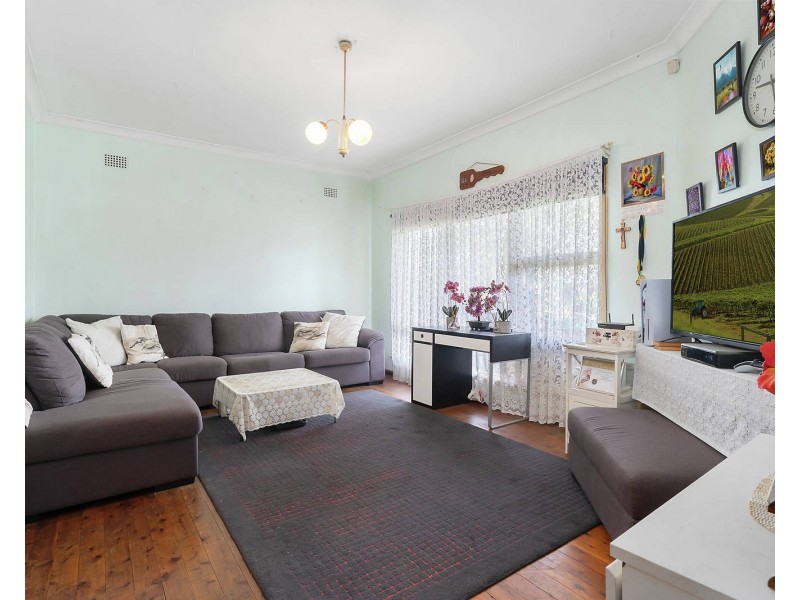 12 Pearce Street, Liverpool NSW 2170