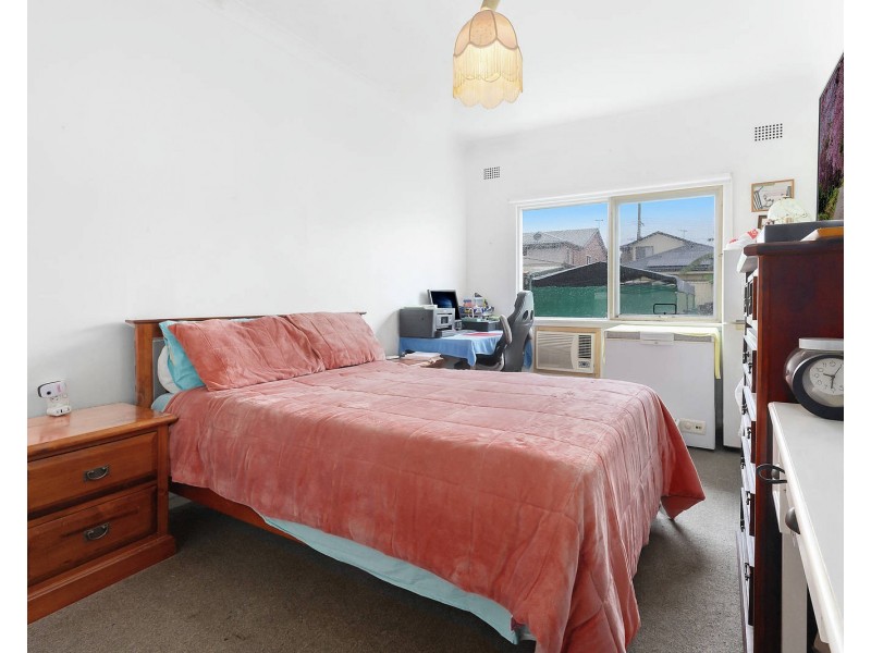 12 Pearce Street, Liverpool NSW 2170