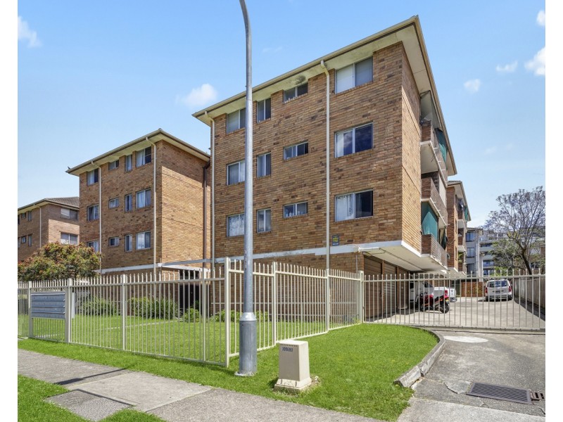 3/11 Forbes Street, Warwick Farm NSW 2170