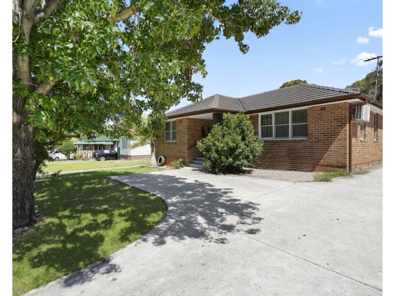 15 Corriedale Street, Miller NSW 2168