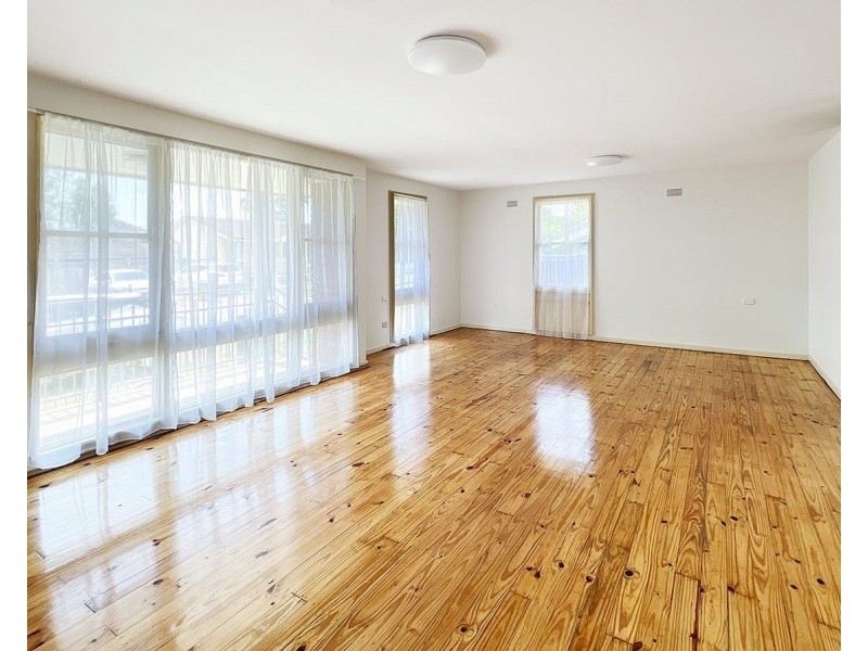 1 Yarrawin Way, Airds NSW 2560