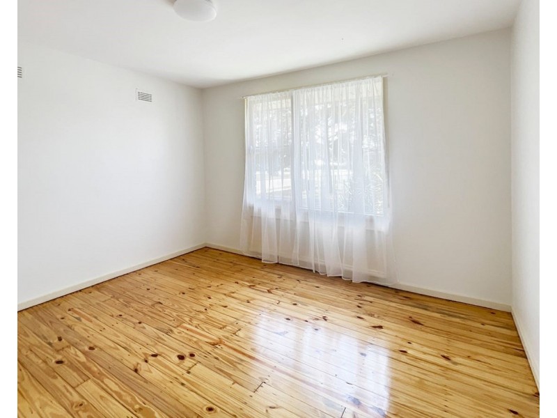 1 Yarrawin Way, Airds NSW 2560