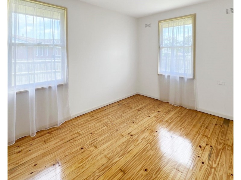 1 Yarrawin Way, Airds NSW 2560