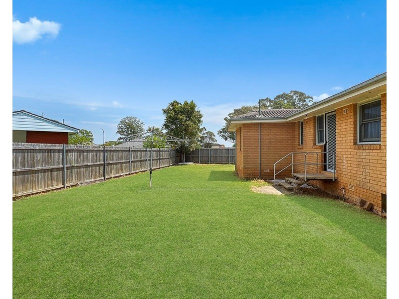 1 Yarrawin Way, Airds NSW 2560