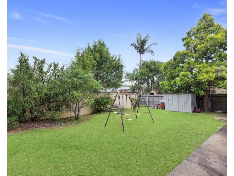 73 Hoddle Avenue, Bradbury NSW 2560