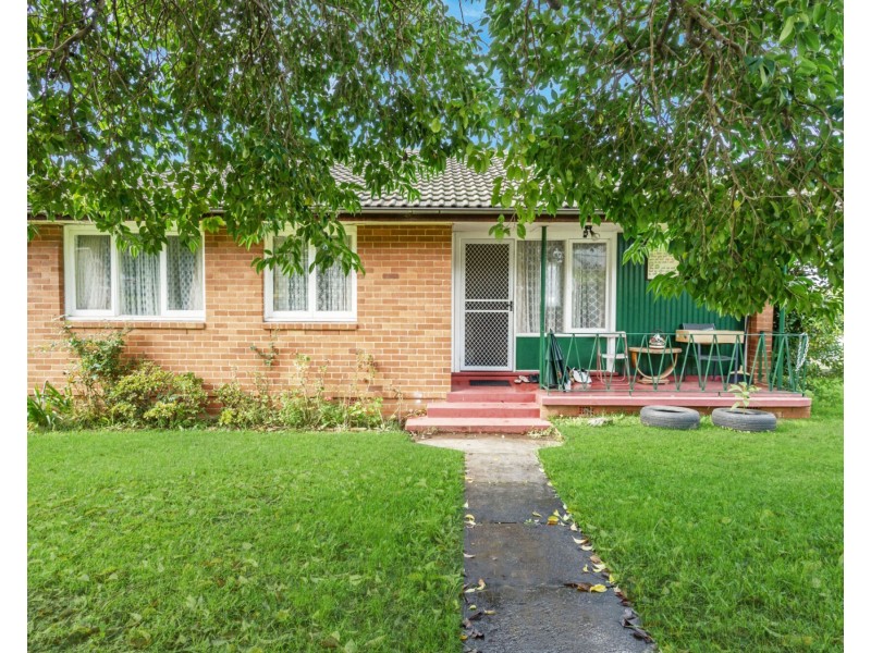 53 Strickland Crescent, Ashcroft NSW 2168