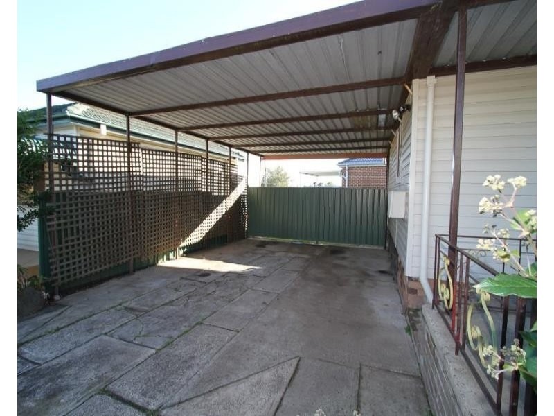 29 Marsh Parade, Casula NSW 2170