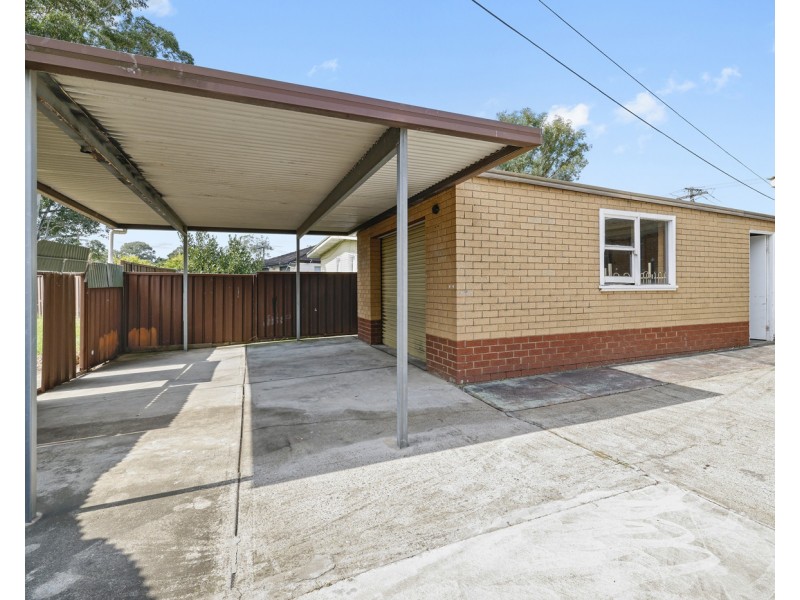21 Wianamatta Drive, Cartwright NSW 2168