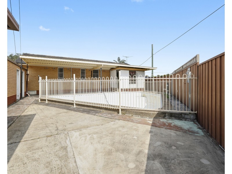 21 Wianamatta Drive, Cartwright NSW 2168
