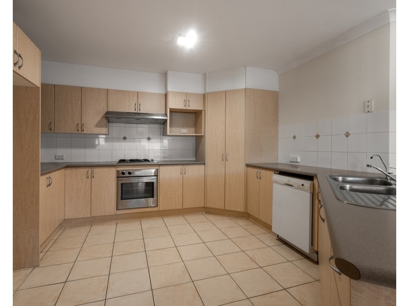 20 Bellerive Close, West Hoxton NSW 2171