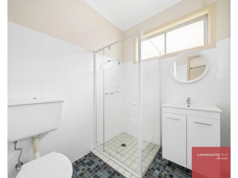 4 Oxley Street, Fairfield NSW 2165
