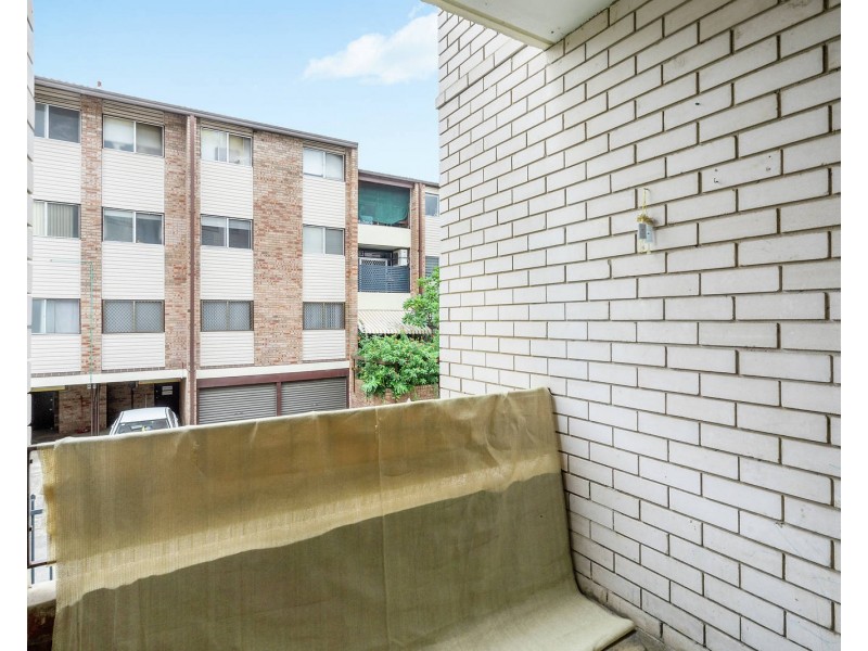 21/22-24 Remembrance Avenue, Warwick Farm NSW 2170