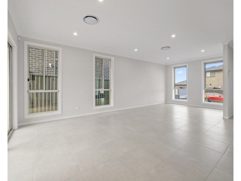 85 Cultivation Road, Austral NSW 2179