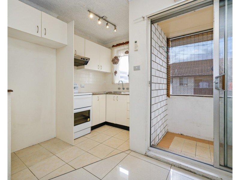 35/12-16 Goulburn Street, Liverpool NSW 2170