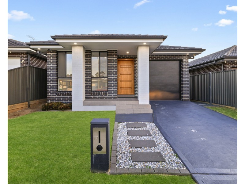 17 Gray Street, Leppington NSW 2179