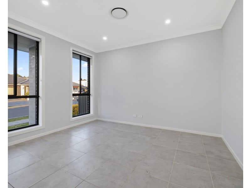 17 Gray Street, Leppington NSW 2179